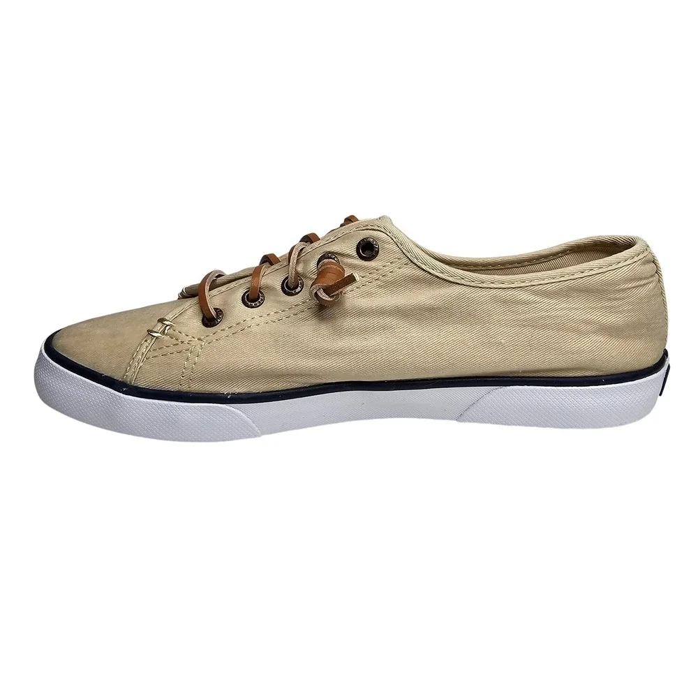 Sperry crest vibe